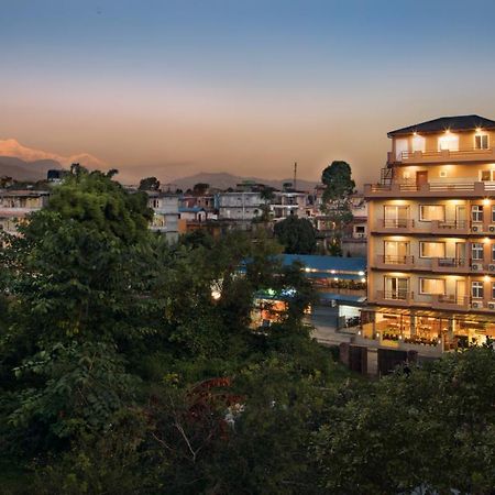 Hotel Lake Shore Ποκάρα Εξωτερικό φωτογραφία