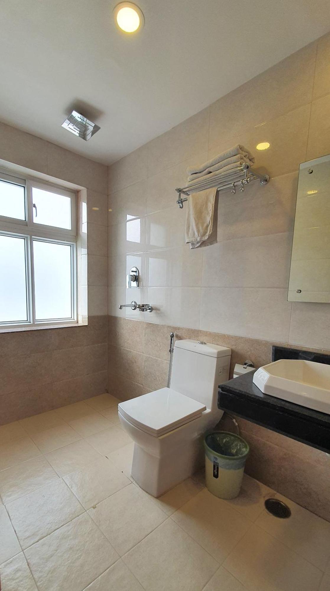 Hotel Lake Shore Ποκάρα Εξωτερικό φωτογραφία